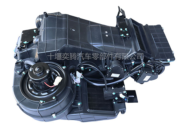 東風(fēng)猛士EQ2050空調(diào)暖風(fēng)本體81C24A-07010空調(diào)冷暖風(fēng)箱冷暖風(fēng)機(jī)