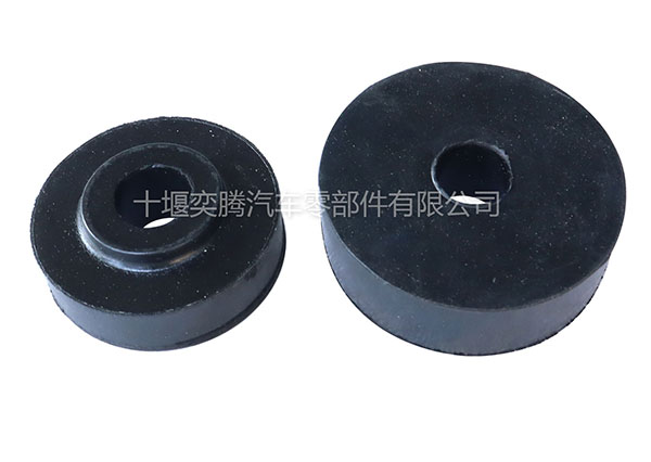 東風(fēng)EQ2082E6D水箱框上軟墊84C-00011散熱器水箱下軟墊84D-00012