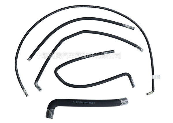 東風(fēng)猛士CSK181除氣膠管1311031J-C65B00空壓機(jī)進(jìn)氣橡膠管泄汽管