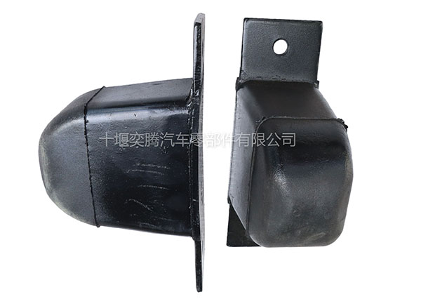 東風(fēng)EQ2102護(hù)欄緩沖體28A-07057駕駛室前防撞杠防護(hù)欄緩沖膠墊子